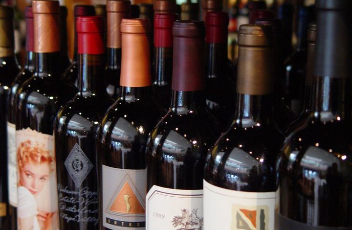 As soon as the man opened his cupboard, the police lost consciousness, something like this from the secret door.