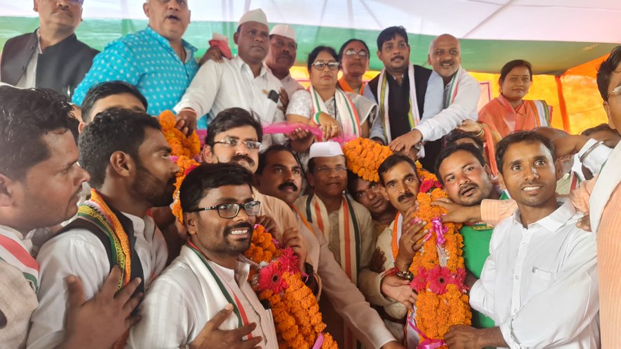 मंहगाई से त्रस्त देश और छत्तीसगढ़ प्रदेश की जनता,जन जागरण पदयात्रा में उमड़ रही हजारों-हजार की भीड़