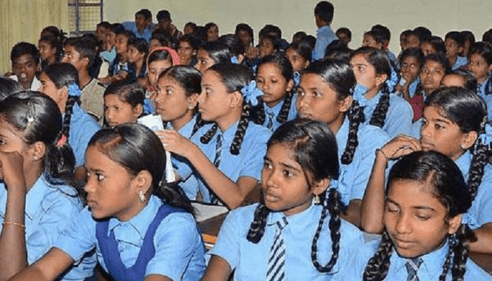 छत्तीसगढ़ सरकार का बड़ा फैसला, स्कूली छात्रों को दिए जाएंगे निशुल्क गणवेश, बुनकरों को मिलेगा ये फायदा