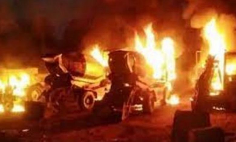 छत्तीसगढ़ : हाइवा और ट्रक में हुई भिड़ंत , हाइवा में आग लगी तो चालक ने कुदकर बचाई जान