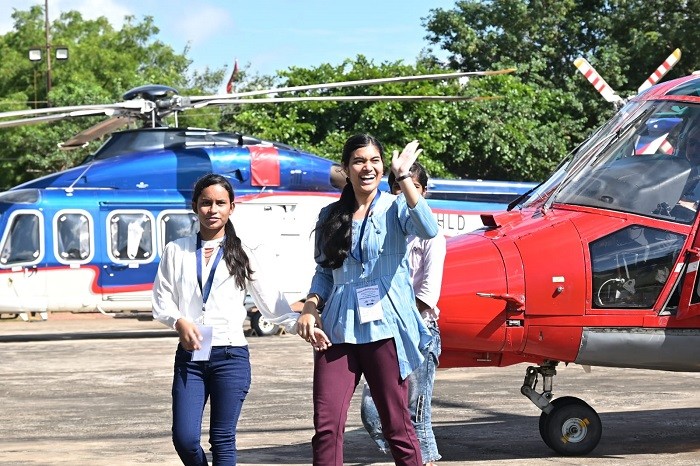 Students Helicopter Ride