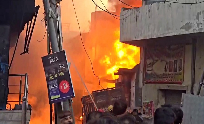 Fire in Delhi