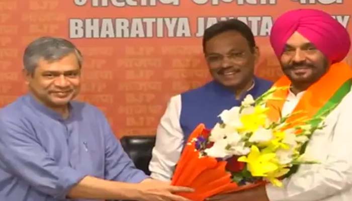 BJP का थामा दामन