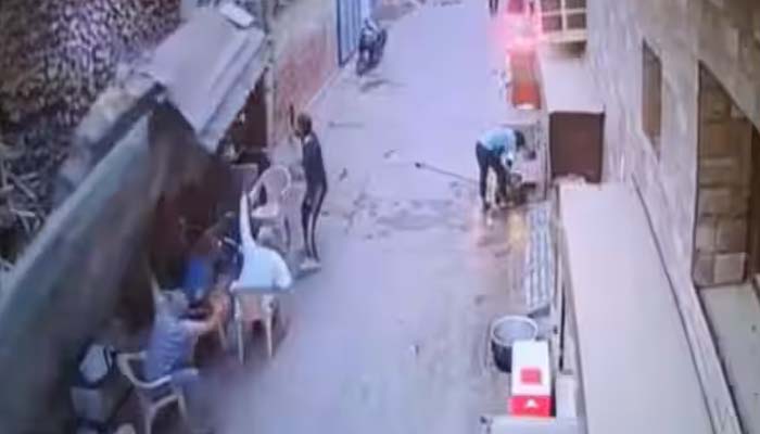 श्मशान घाट की दीवार गिरने से 4 लोगों की मौत