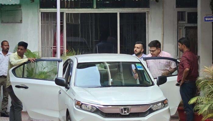 पूर्व IAS अनिल टुटेजा गिरफ्तार