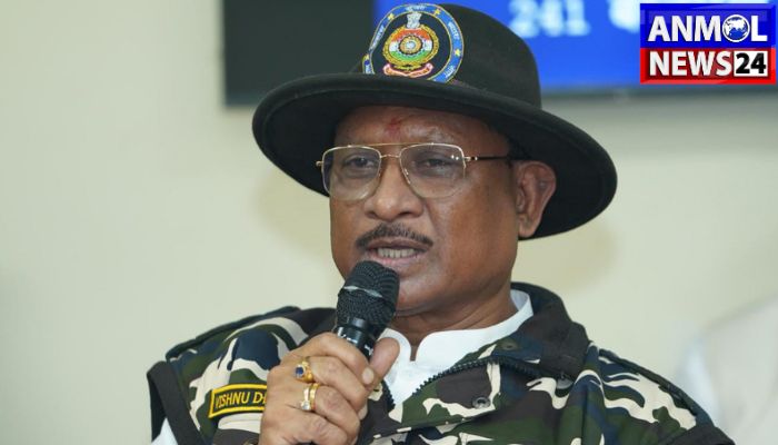 Female Constable talk CM