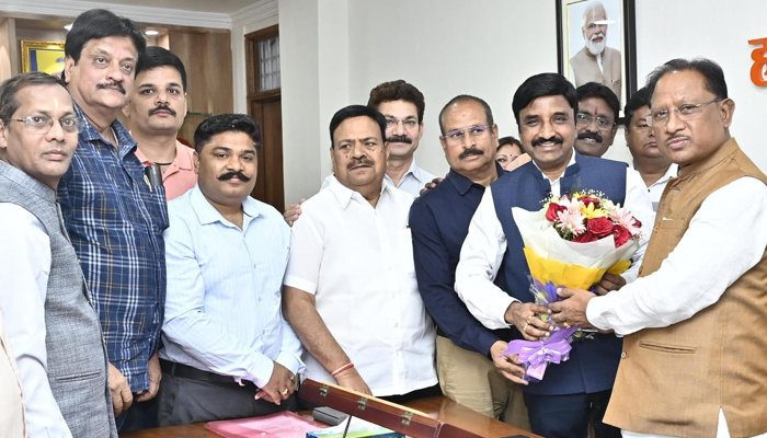 कर्मचारी अधिकारी फेडरेशन