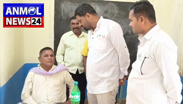 विद्यालय में शराब पीते पाए गए प्रधानपाठक