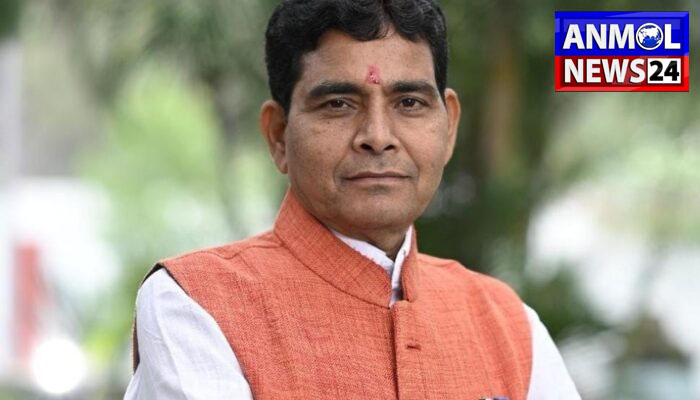 राजस्व मंत्री वर्मा