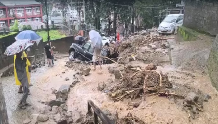 Mandi cloudburst 2025