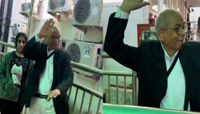 वकीलों ने पीटा