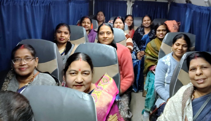 नवदुर्गा रामायण महिला समिति