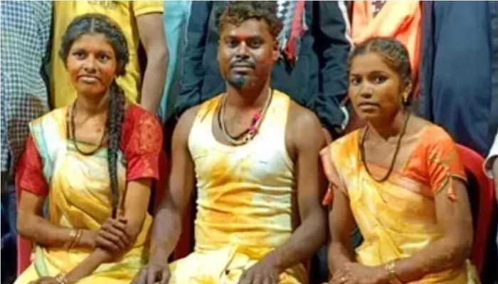 दो दुल्हनों संग युवक ने लिए सात फेरे