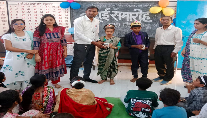 कक्षा 5 के विद्यार्थियों को भावभीनी विदाई