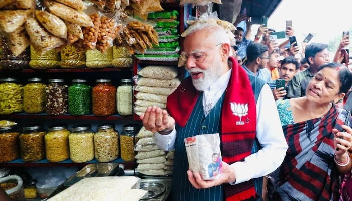 नरेंद्र मोदी