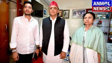 Akhilesh Meet Mamata Banerjee